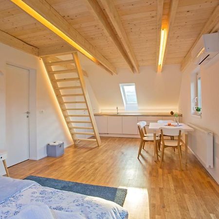 Apartments Perla ゴレンスカ地方 エクステリア 写真